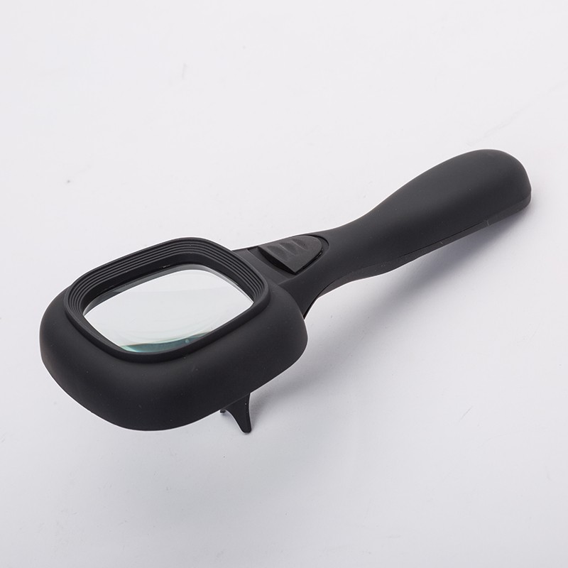 6X65mm Handheld magnifier with 5 led lighted and 1 UV